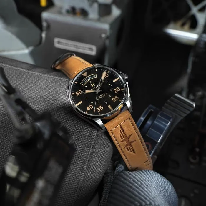 HAMILTON - Khaki Aviation Day-Date Auto | H64645531 - Image 6
