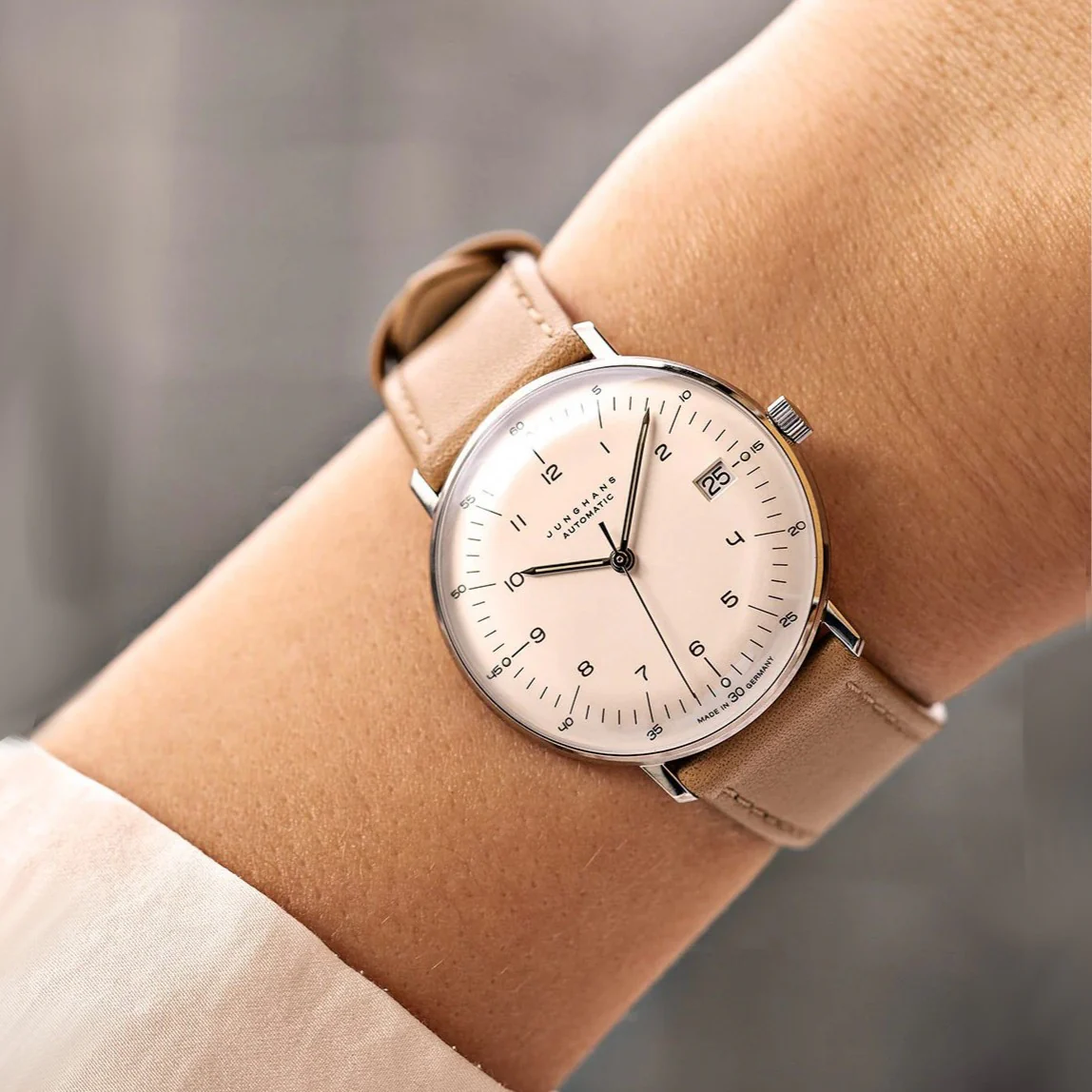Junghans - Max Bill Kleine Auto | 27/4107.02 - Image 4